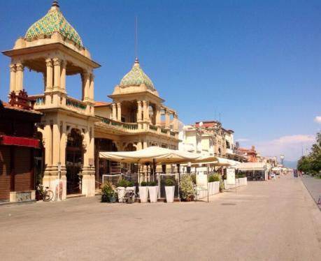 La Casina Tuttomondo Виареджо Экстерьер фото